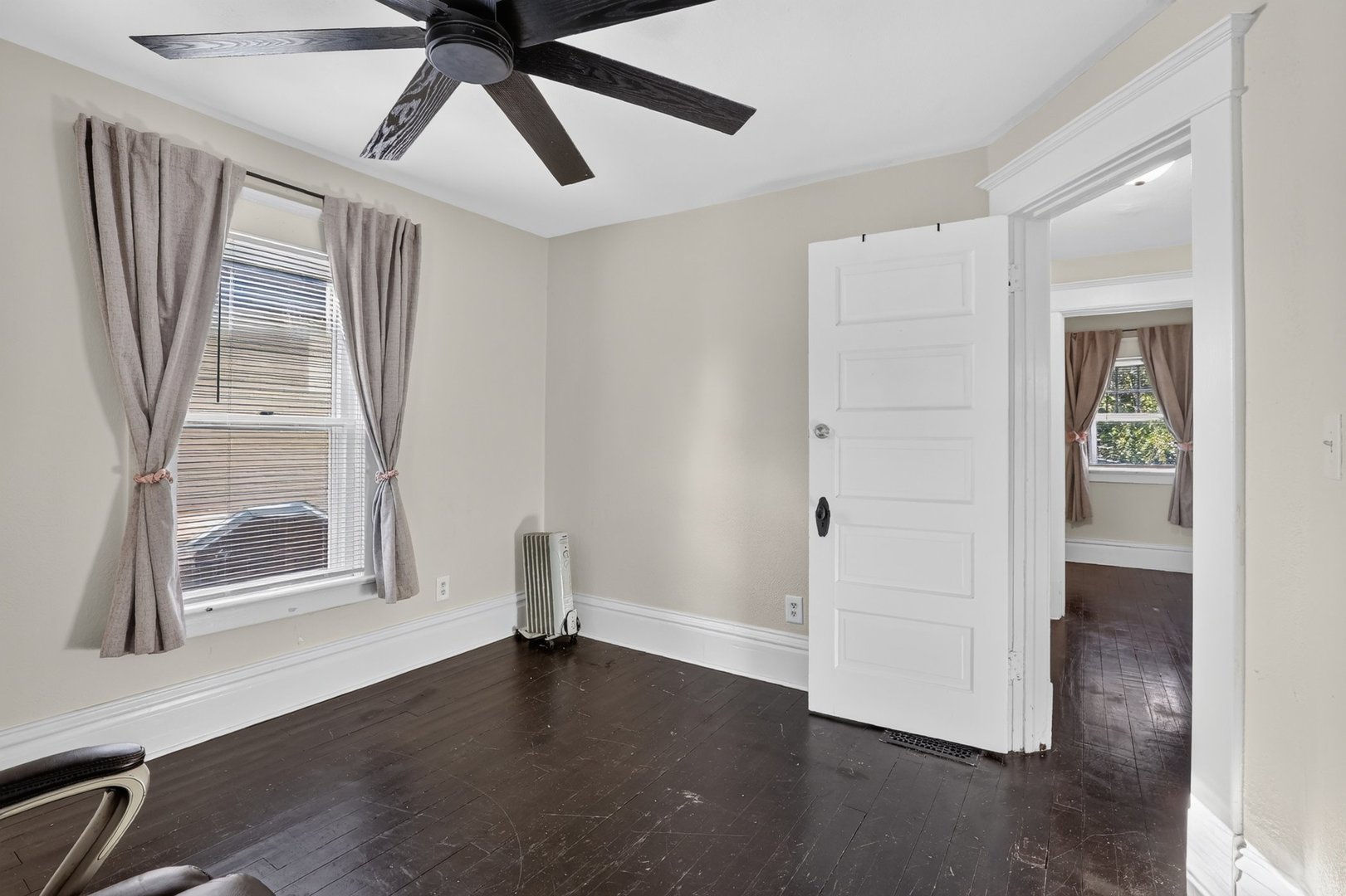 320 Napoleon Street Property Photo 18
