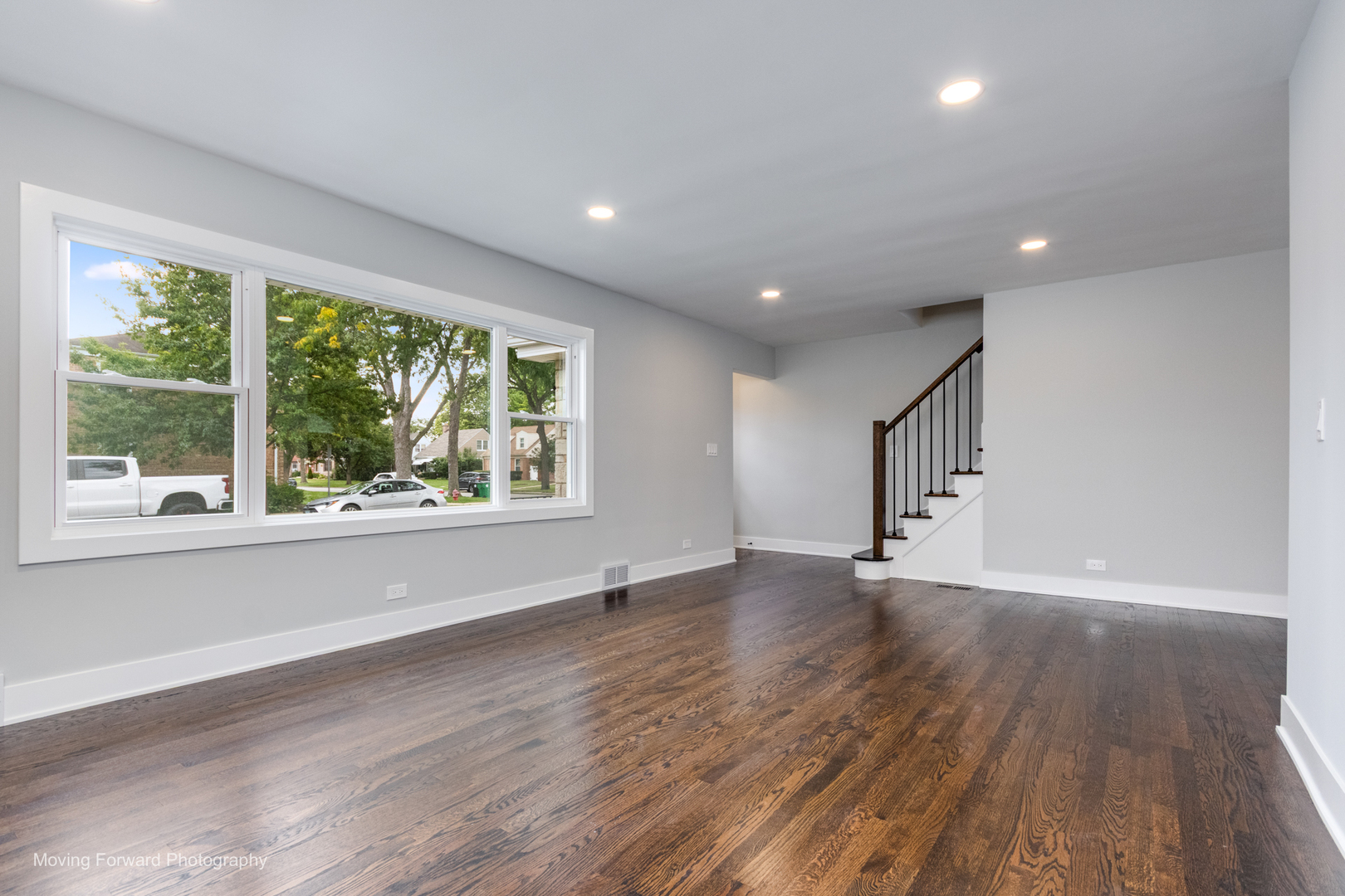 725 Hull Avenue Property Photo 5
