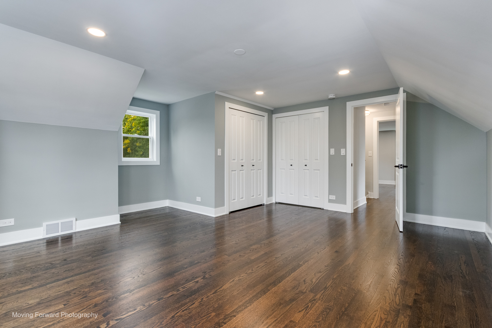 725 Hull Avenue Property Photo 17