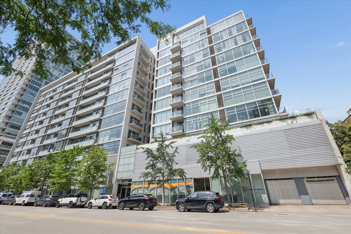 1620 S Michigan Avenue 606 Property Photo 1