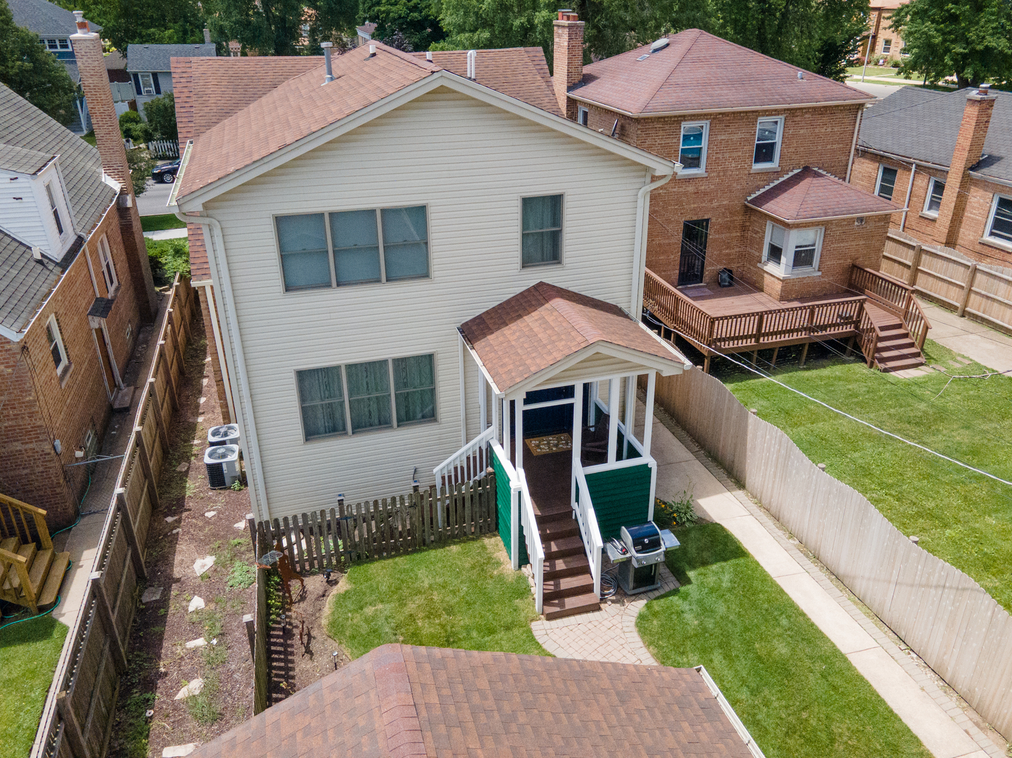 10711 S Artesian Avenue Property Photo 2