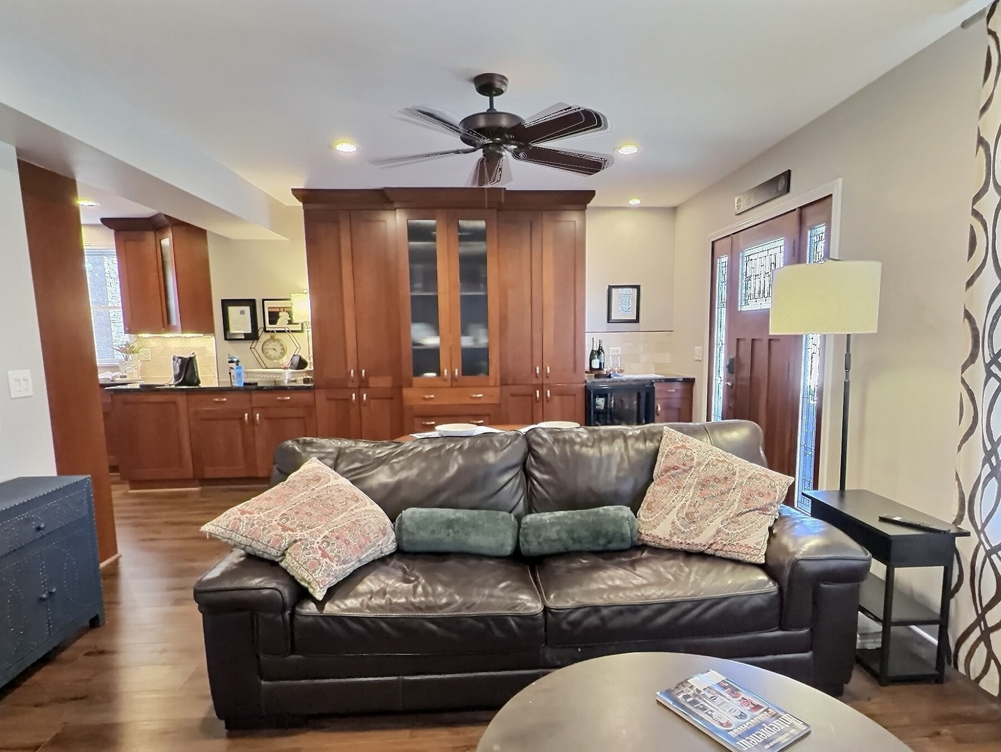 10711 S Artesian Avenue Property Photo 12