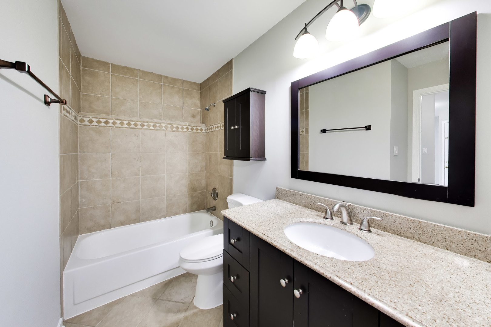 1364 E Wyndham Circle 103 Property Photo 12