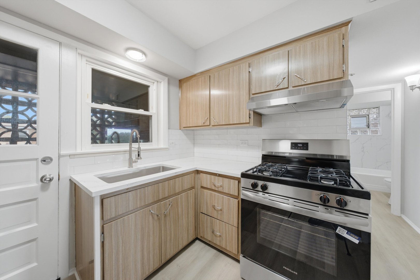 3170 W Meadow Lane 23 Property Photo 10