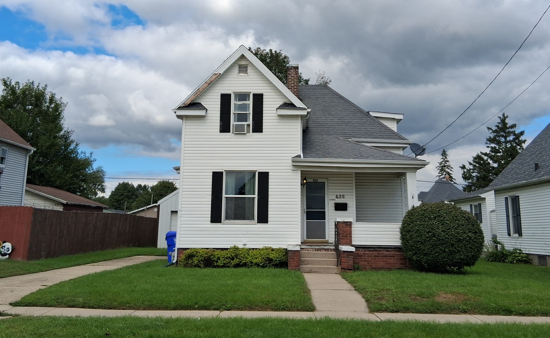 426 Pine Street Property Photo 3