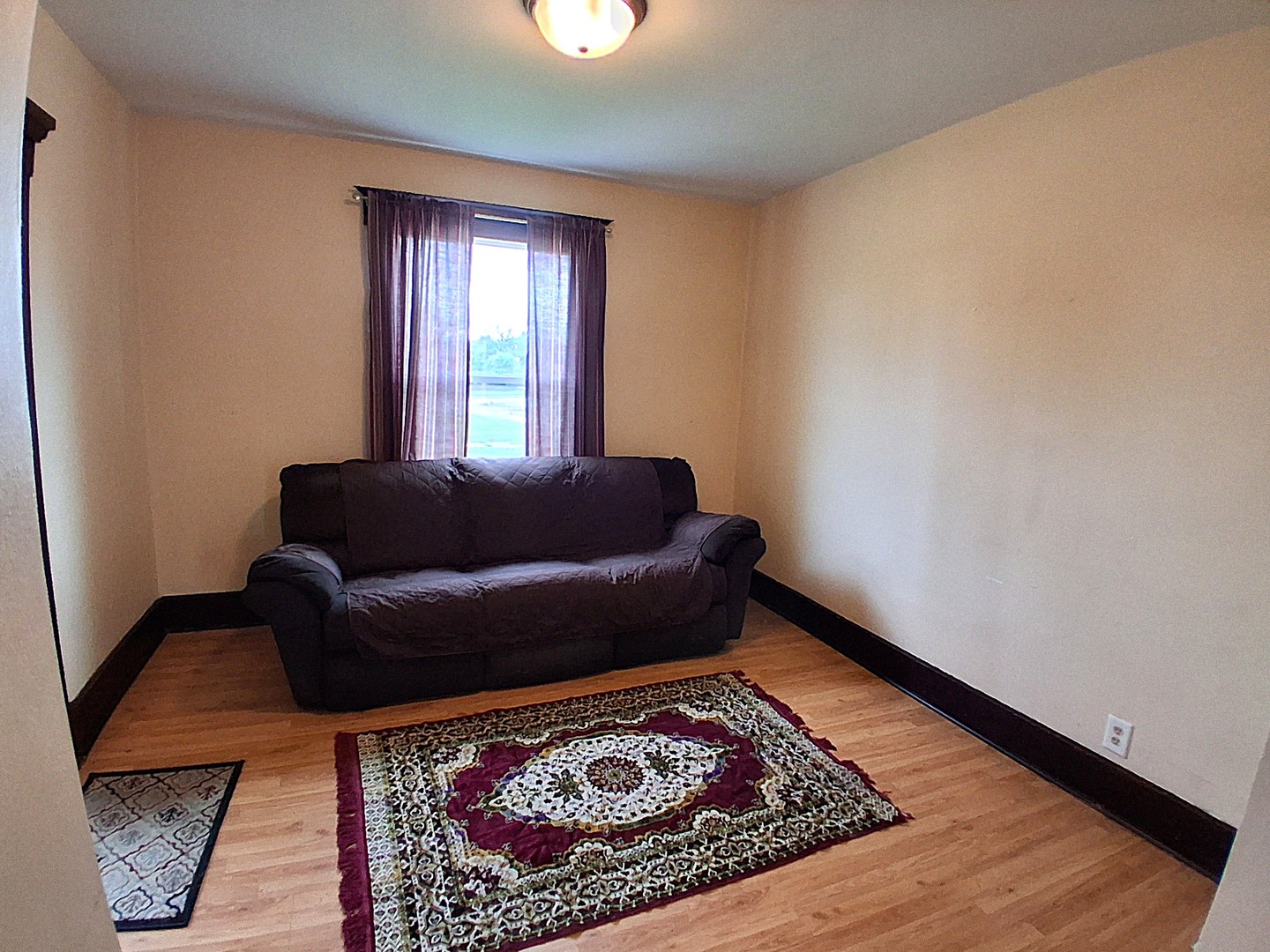 426 Pine Street Property Photo 8