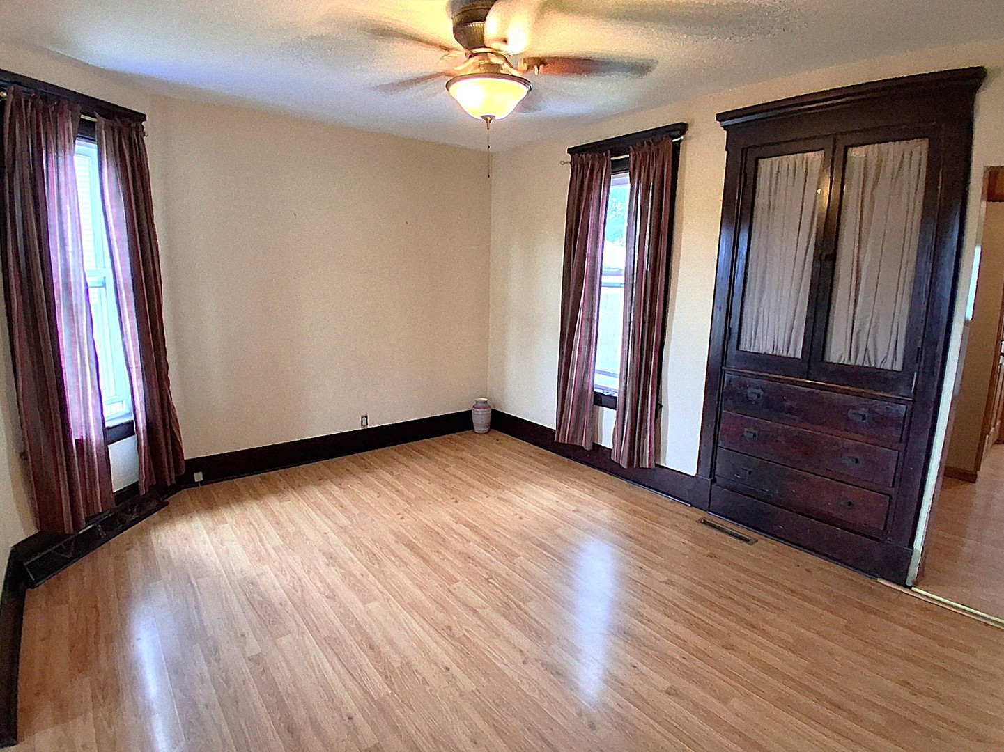 426 Pine Street Property Photo 13