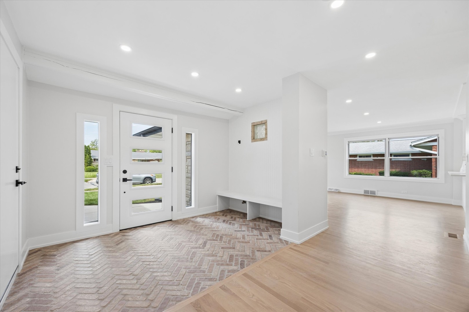 1425 Stonegate Road Property Photo 6