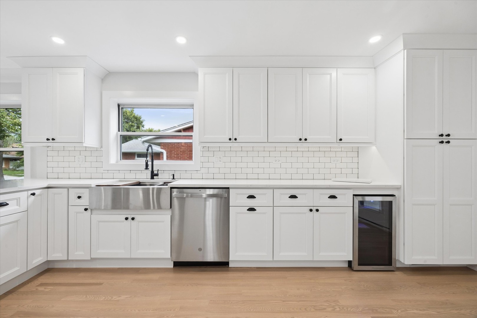 1425 Stonegate Road Property Photo 12