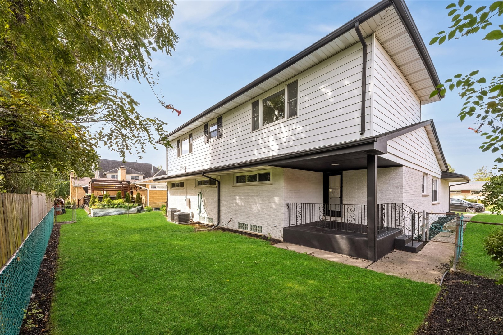 1425 Stonegate Road Property Photo 32