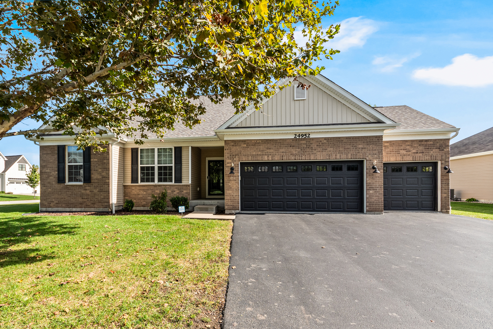 24952 Thornberry Drive Property Photo 1