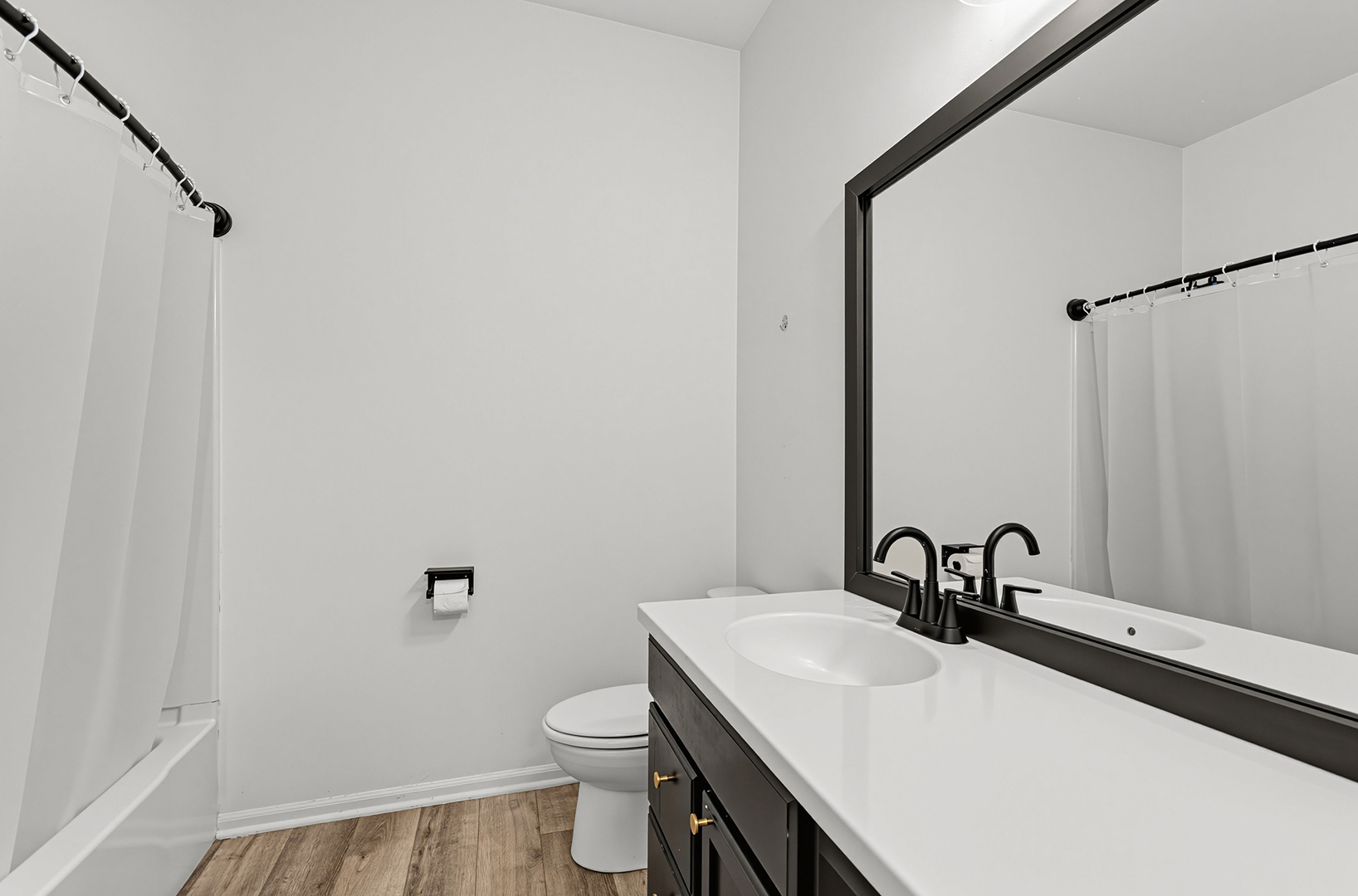 24952 Thornberry Drive Property Photo 6