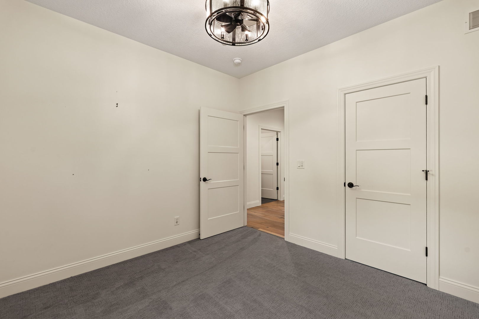 5 Bayhill Drive Property Photo 24