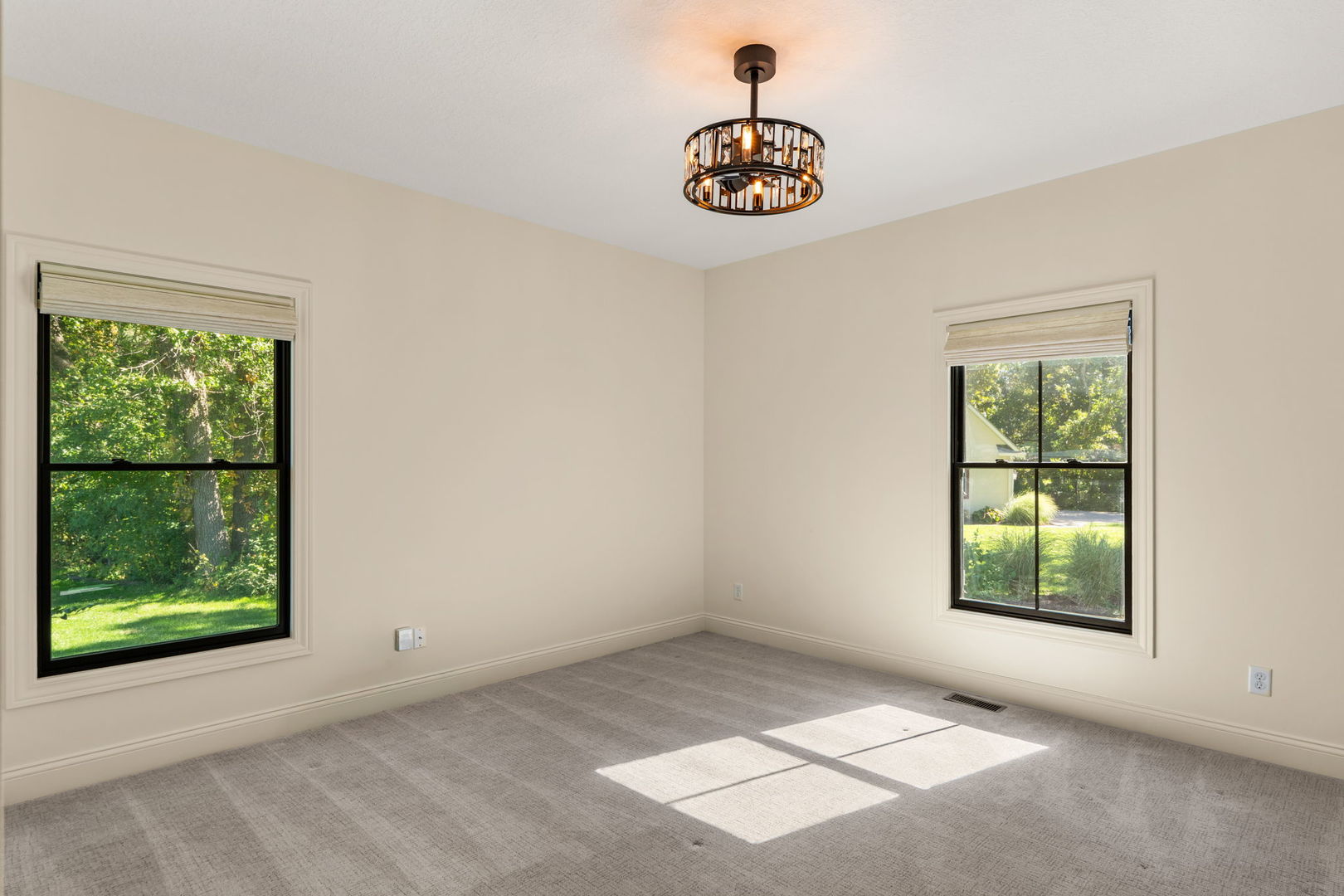 5 Bayhill Drive Property Photo 44