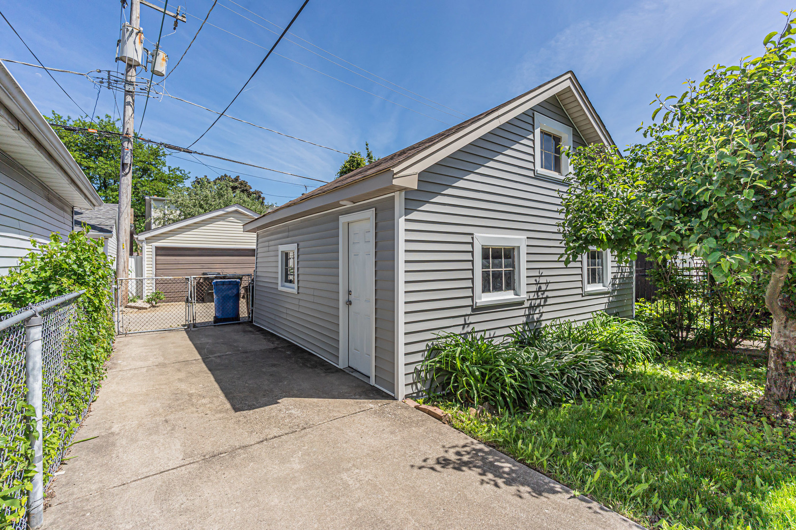 5837 N Marmora Avenue Property Photo 36