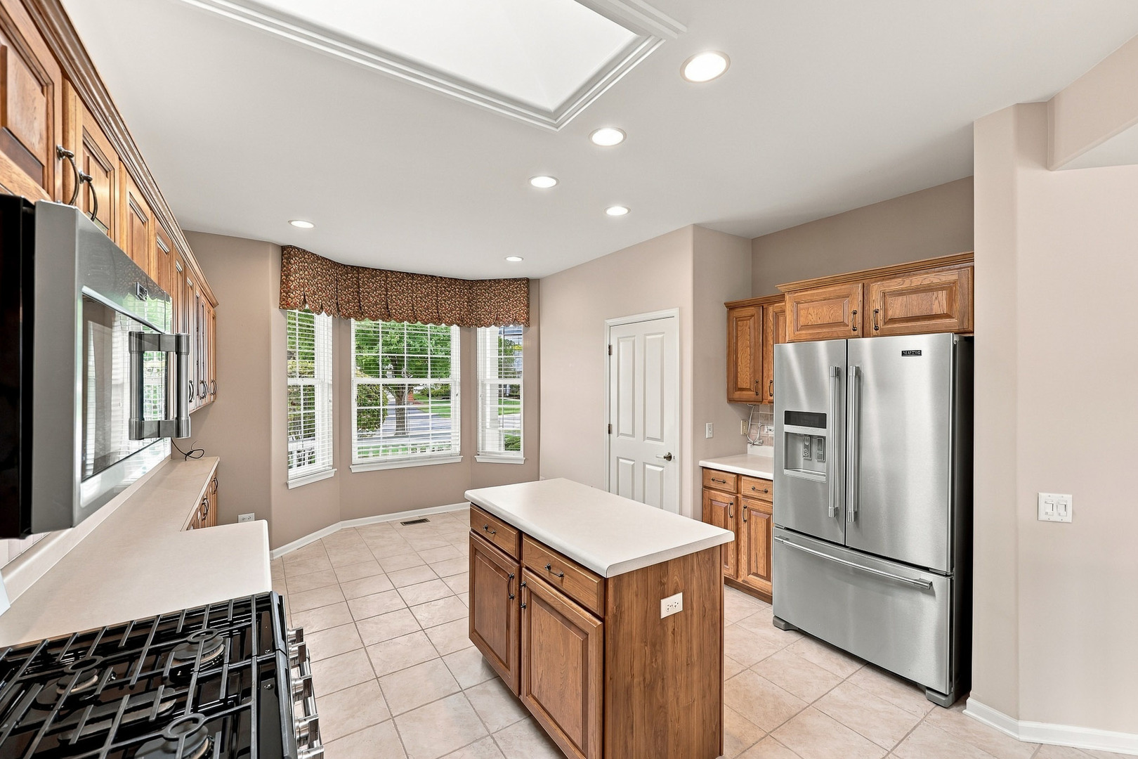 12996 Wisconsin Circle Property Photo 8