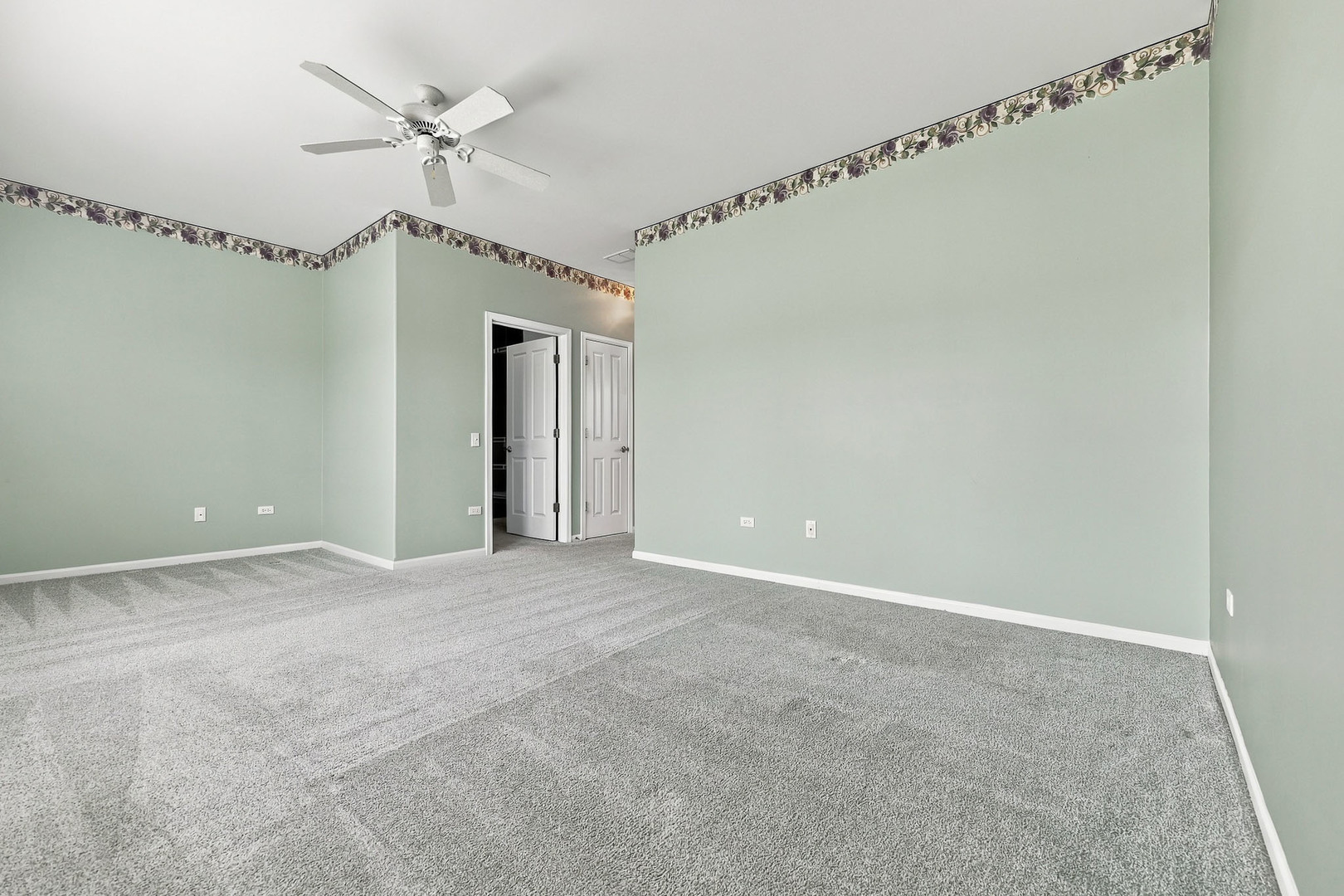 12996 Wisconsin Circle Property Photo 21