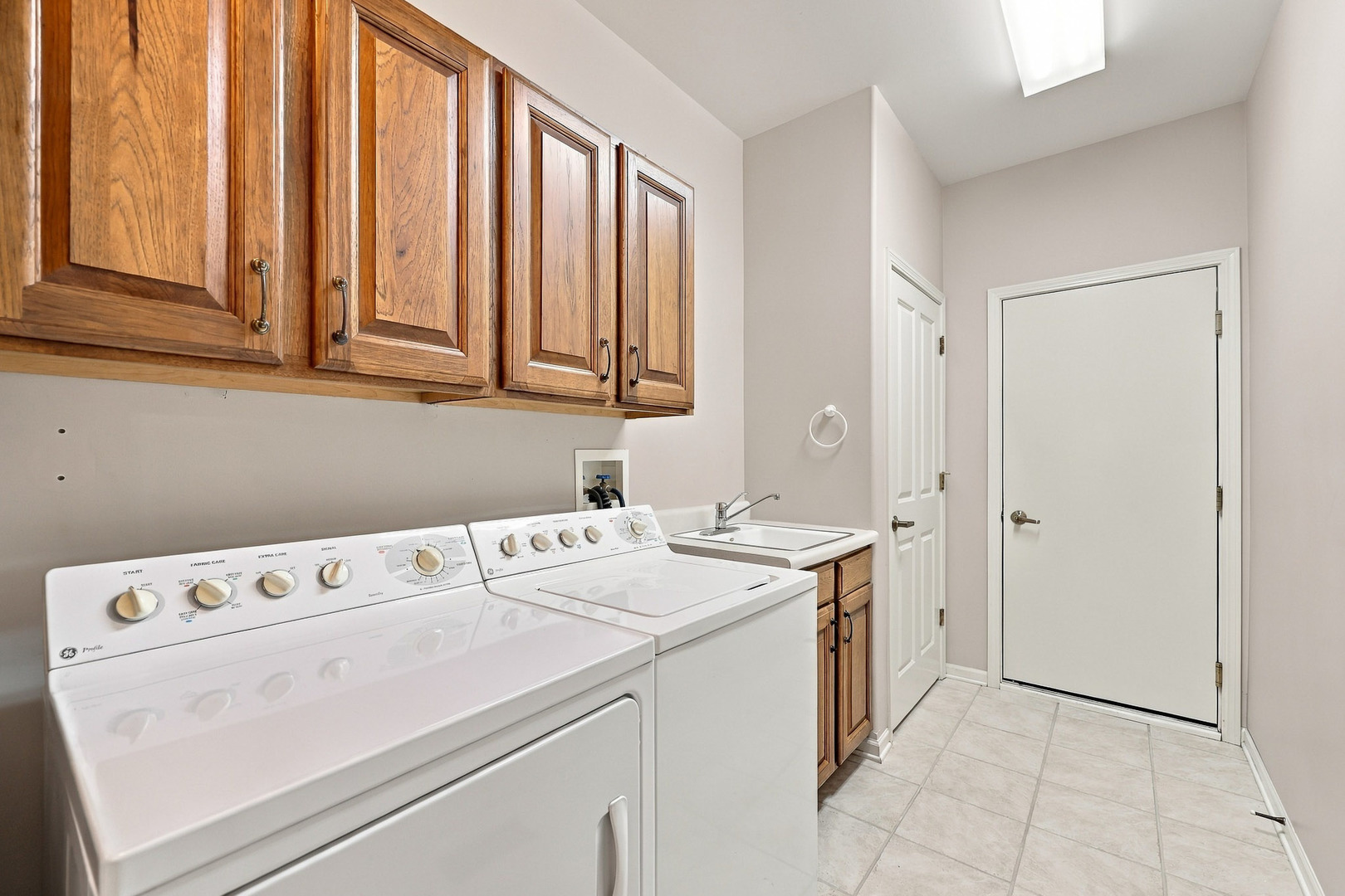 12996 Wisconsin Circle Property Photo 27