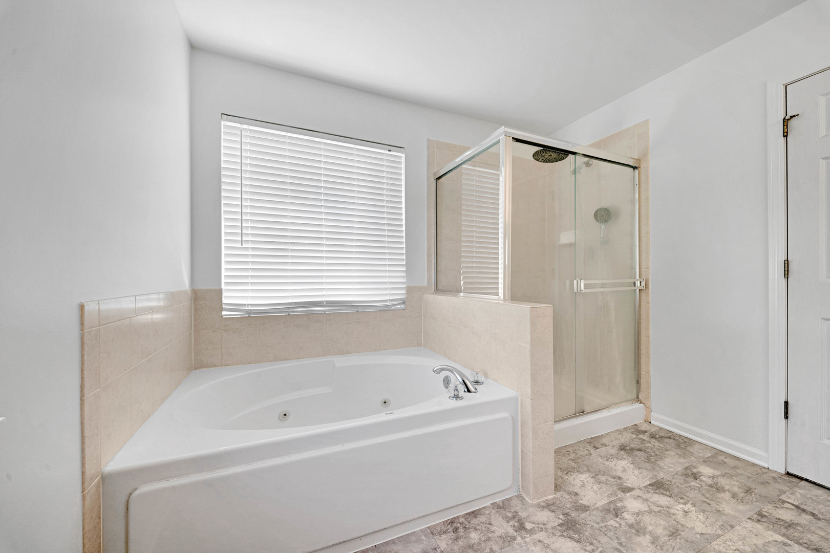 11775 Everglades Road Property Photo 27