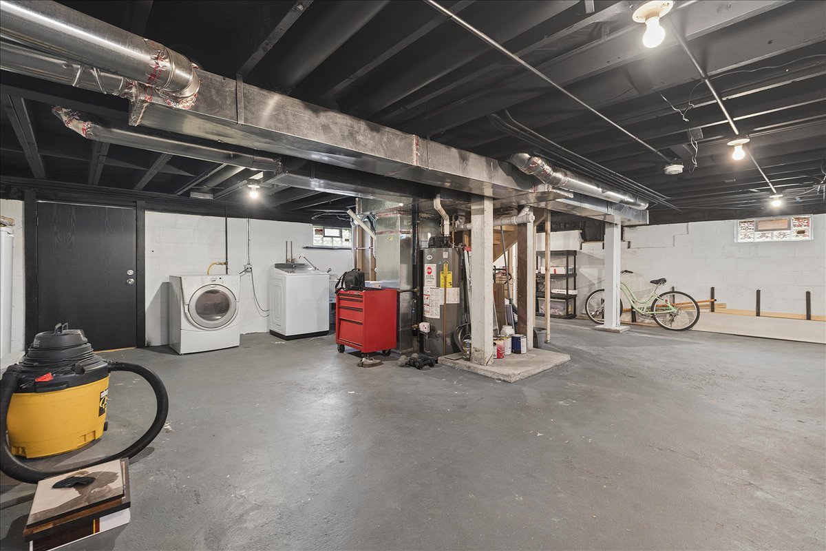 1611 E Washington Street Property Photo 18