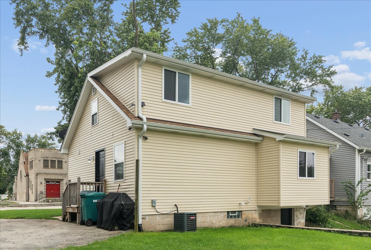 1611 E Washington Street Property Photo 19