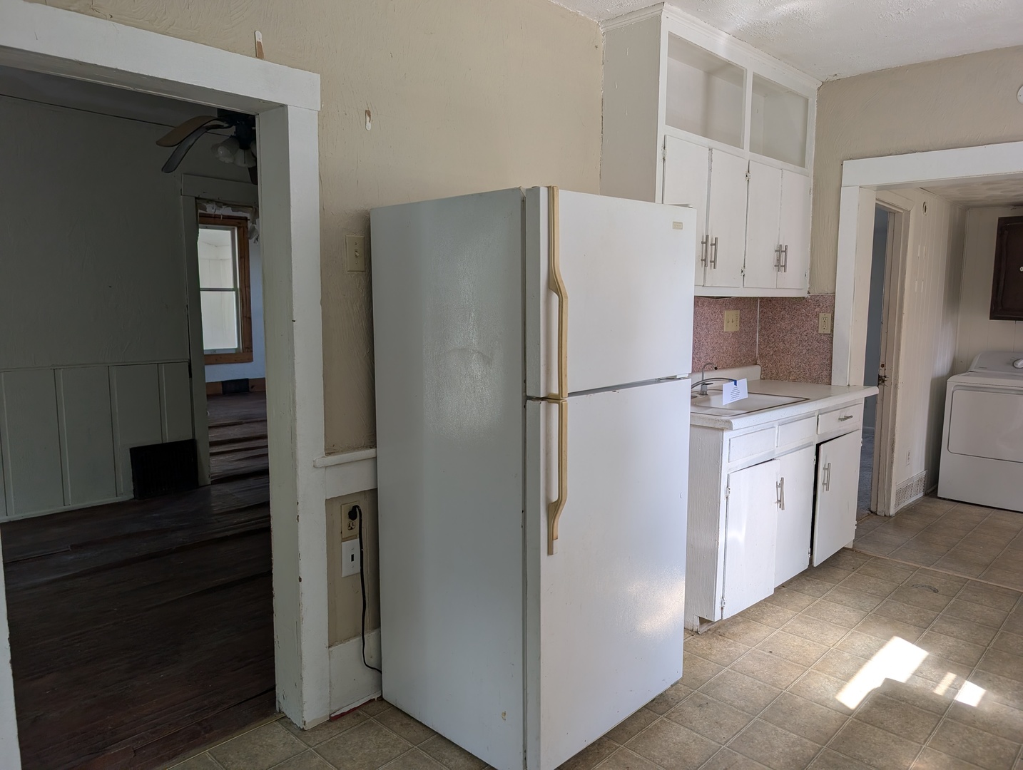503 E Mason Street Property Photo 15