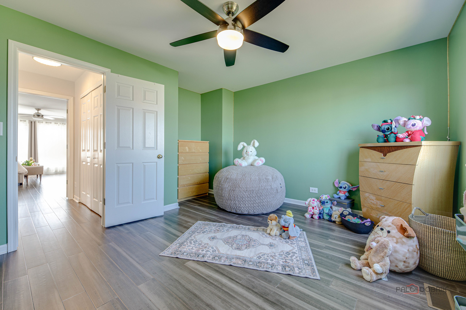 668 E Fountainview Drive Property Photo 26