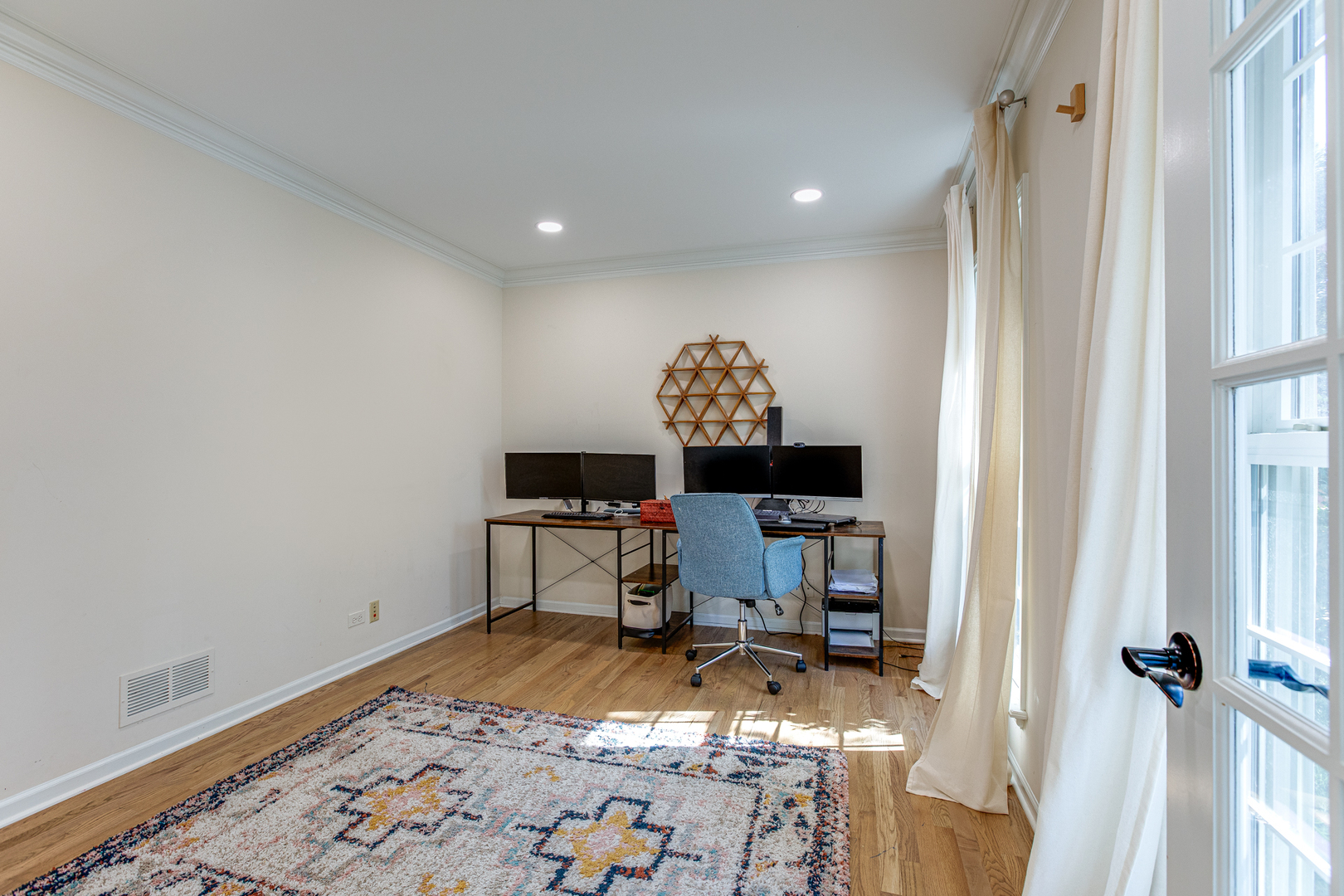 587 Partridge Drive Property Photo 10