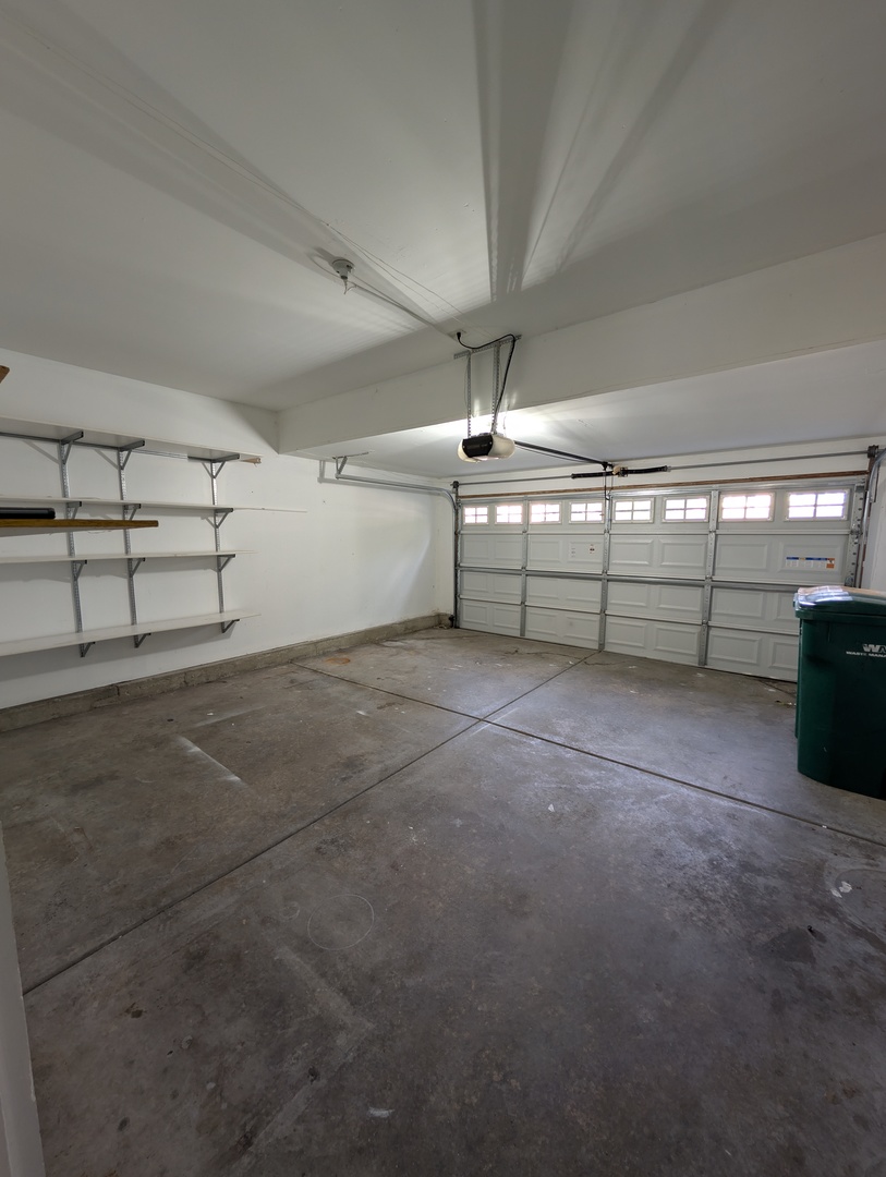 2551 Oak Tree Lane 2551 Property Photo 8