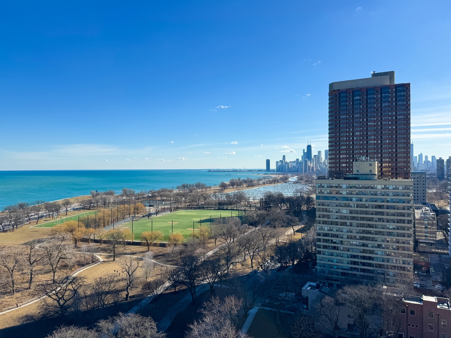 3100 N Lake Shore Drive 512 Property Photo 2
