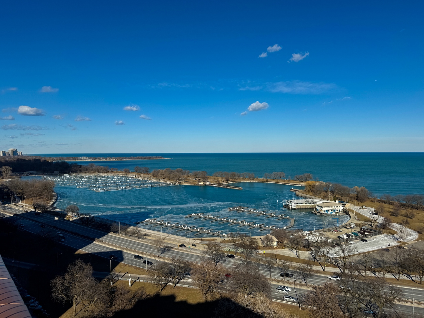 3100 N Lake Shore Drive 512 Property Photo 5
