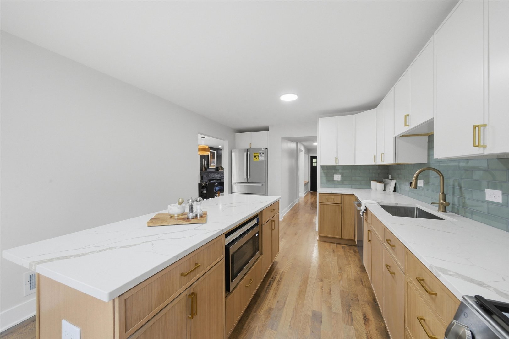 2814 W Balmoral Avenue Property Photo 11