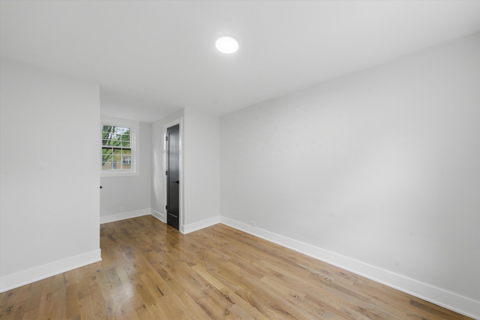 2814 W Balmoral Avenue Property Photo 14