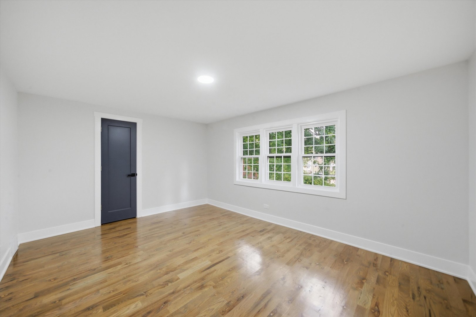 2814 W Balmoral Avenue Property Photo 19