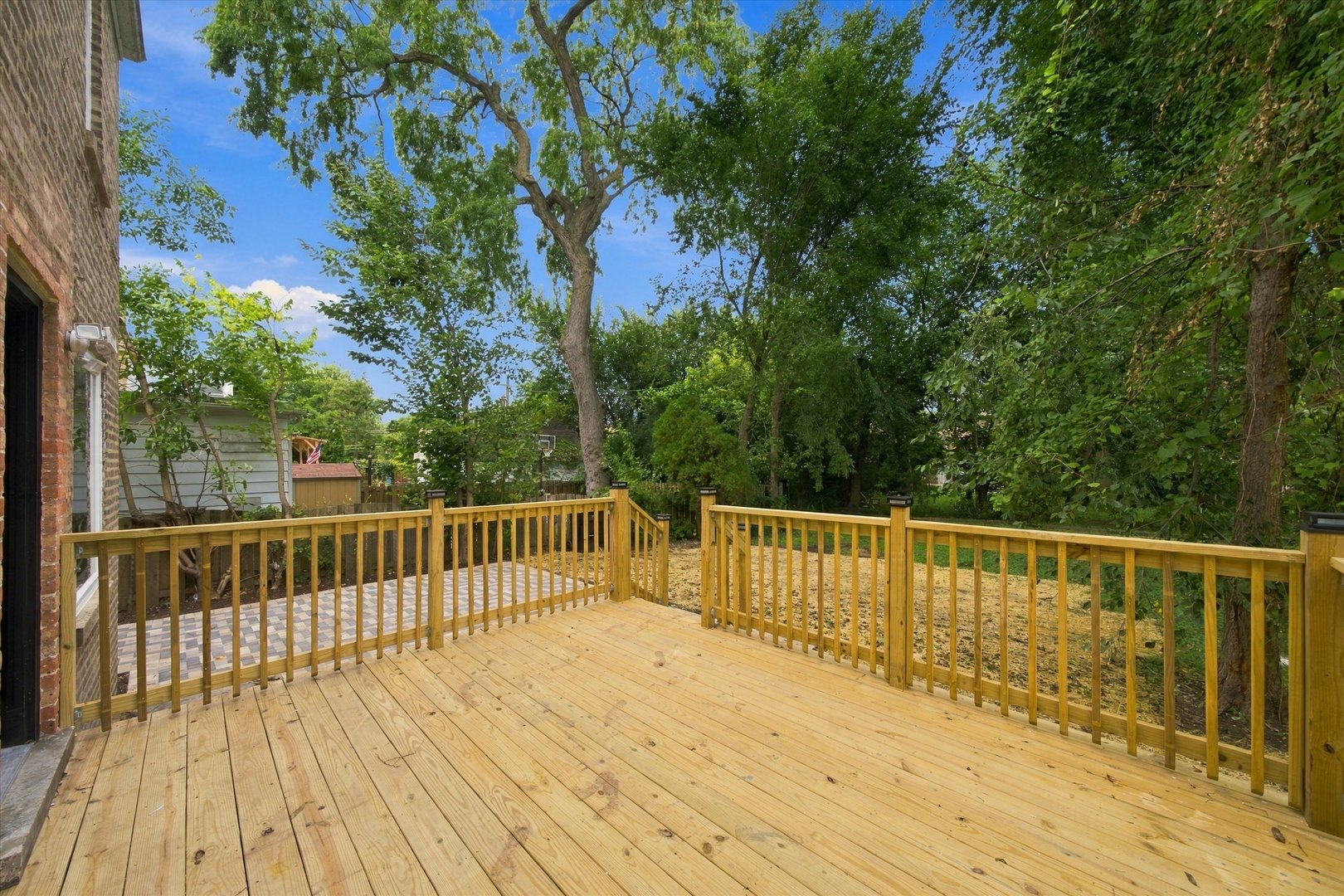 2814 W Balmoral Avenue Property Photo 27