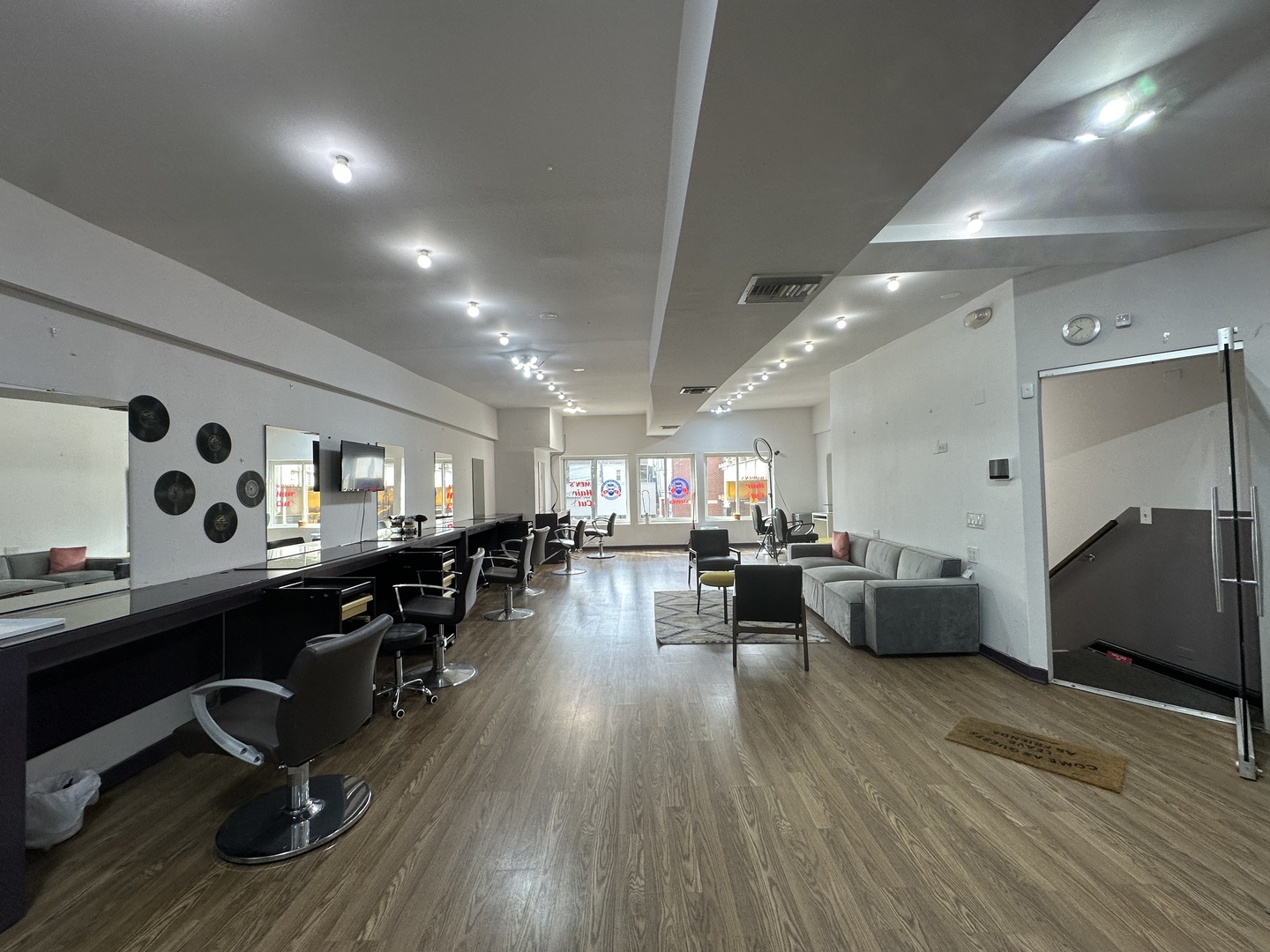 936 W Diversey Parkway 2 Property Photo 3