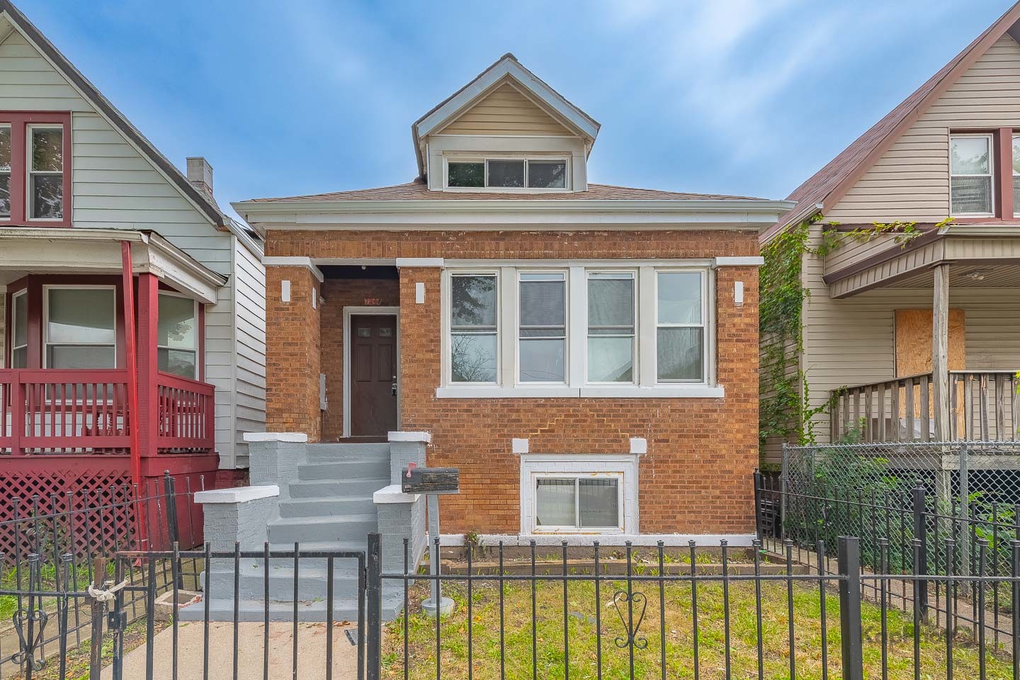 7241 S Carpenter Street Property Photo 1