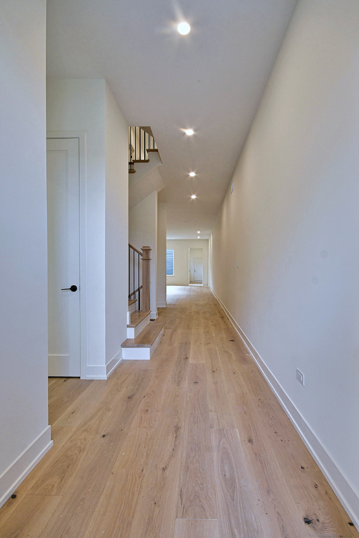 258 Addison Avenue Property Photo 4