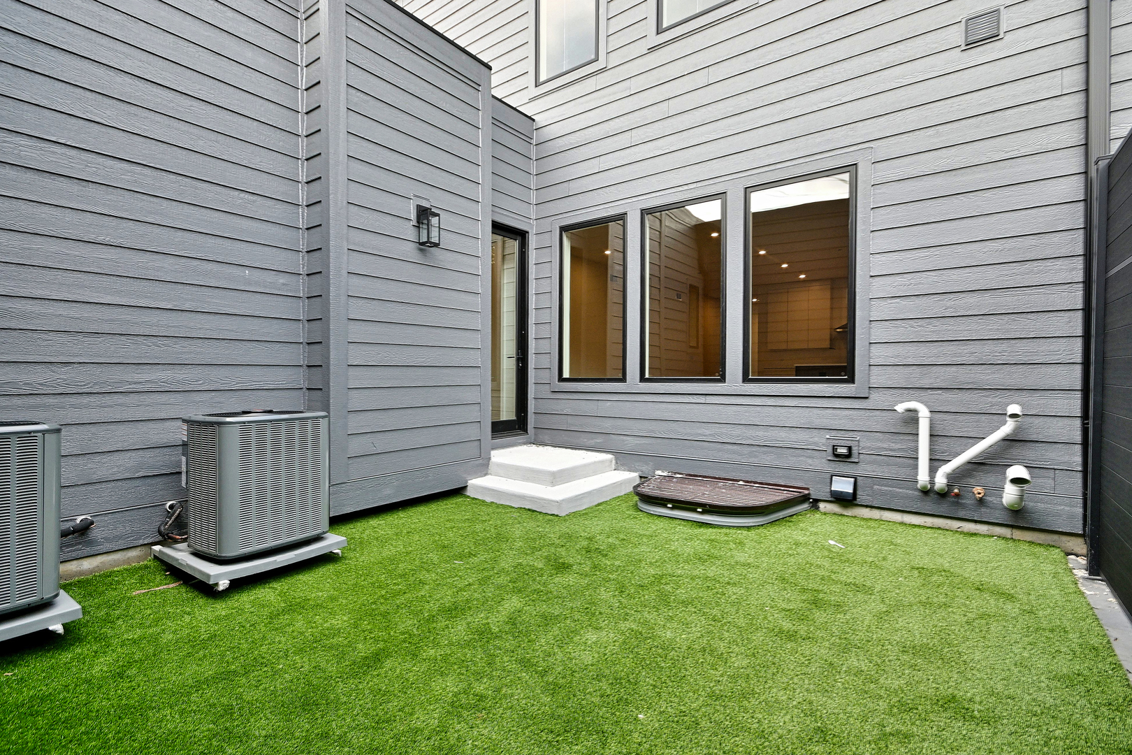 258 Addison Avenue Property Photo 28