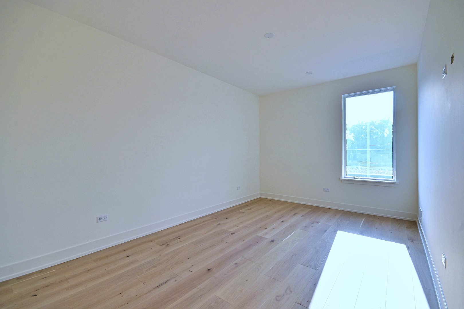 258 Addison Avenue Property Photo 48