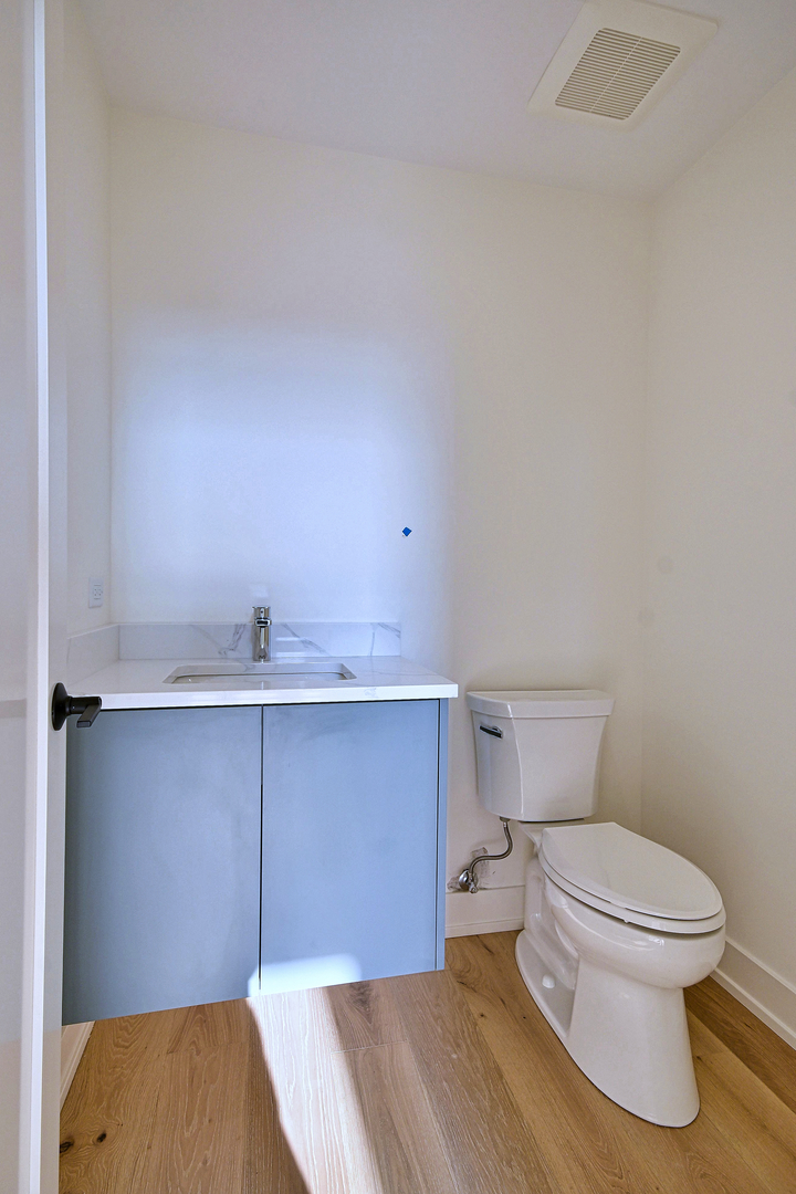 258 Addison Avenue Property Photo 57
