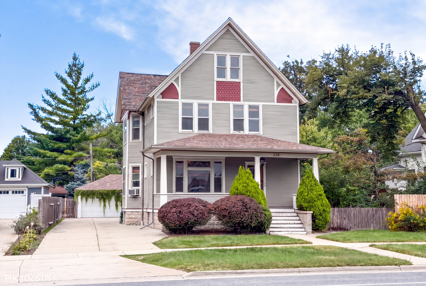 338 N La Grange Road
