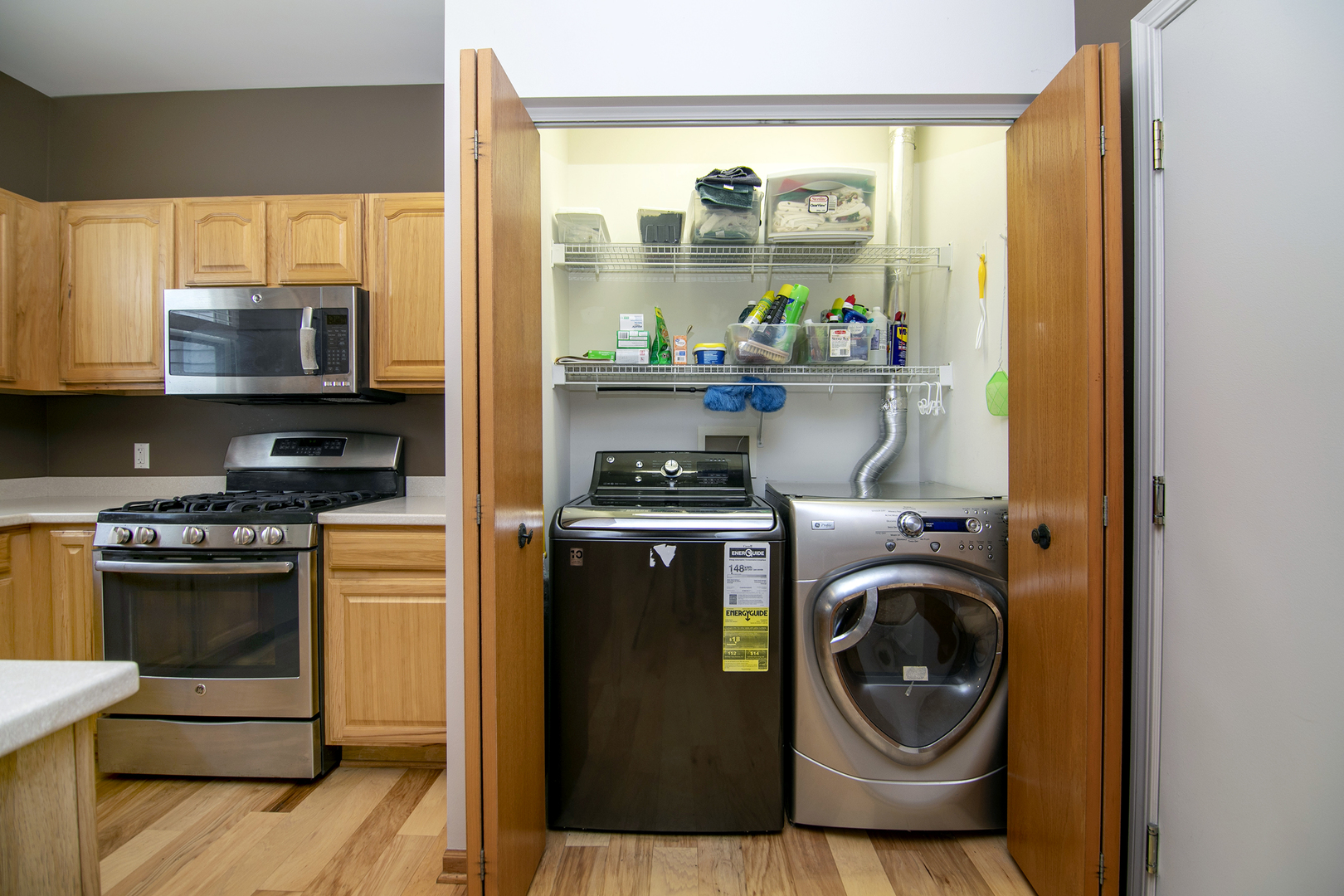 1561 W Cadillac Circle Property Photo 9