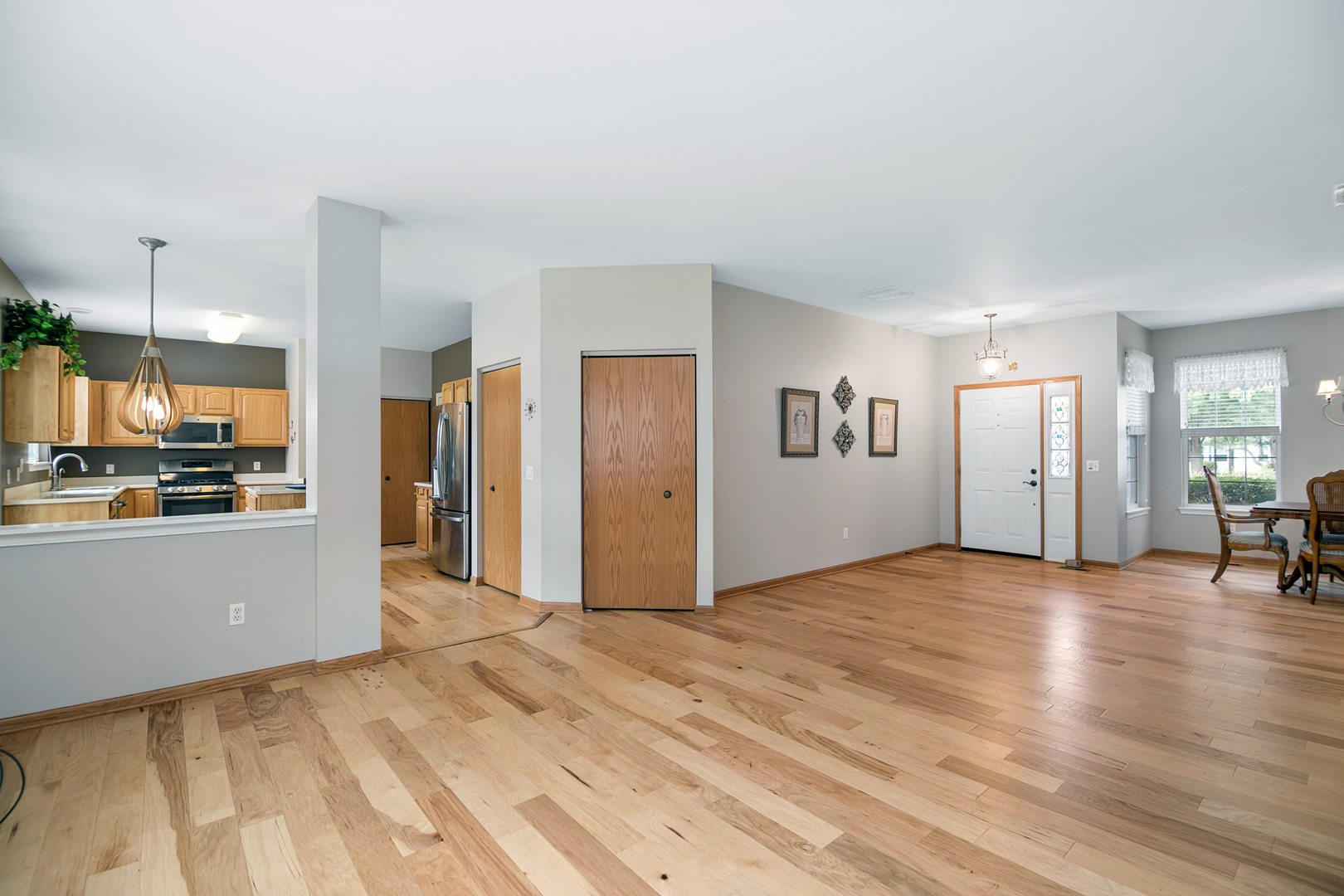 1561 W Cadillac Circle Property Photo 11
