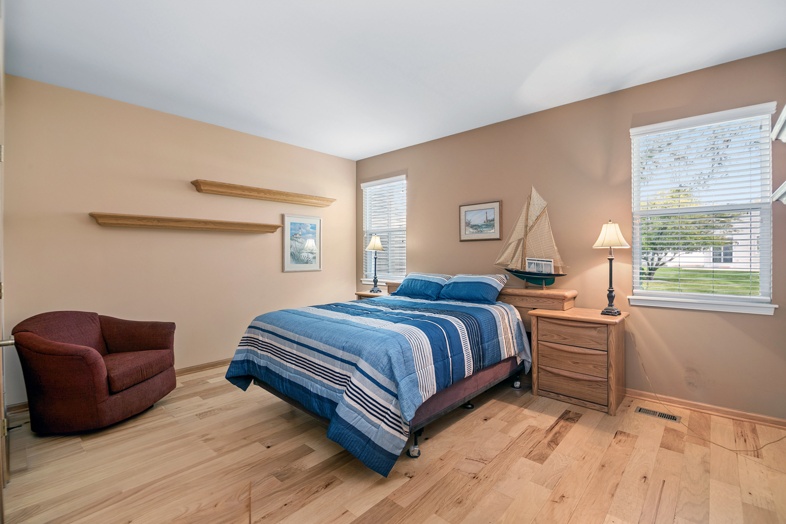 1561 W Cadillac Circle Property Photo 16