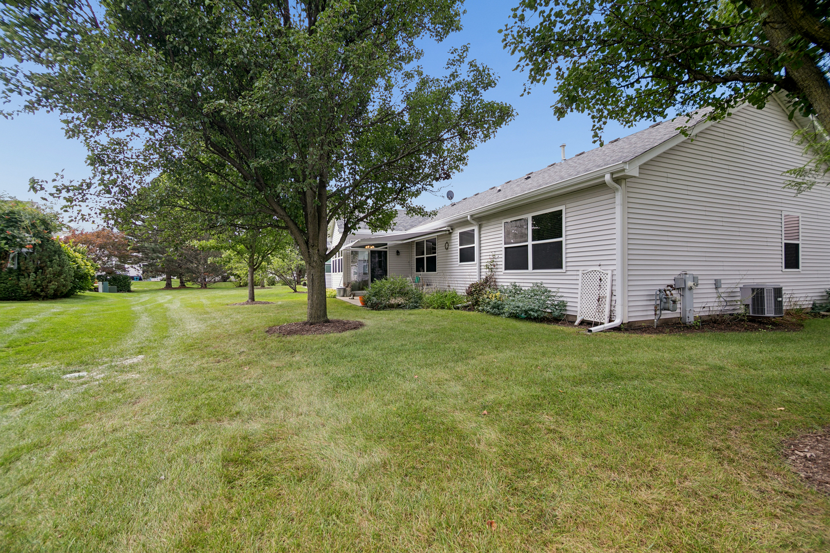 1561 W Cadillac Circle Property Photo 20
