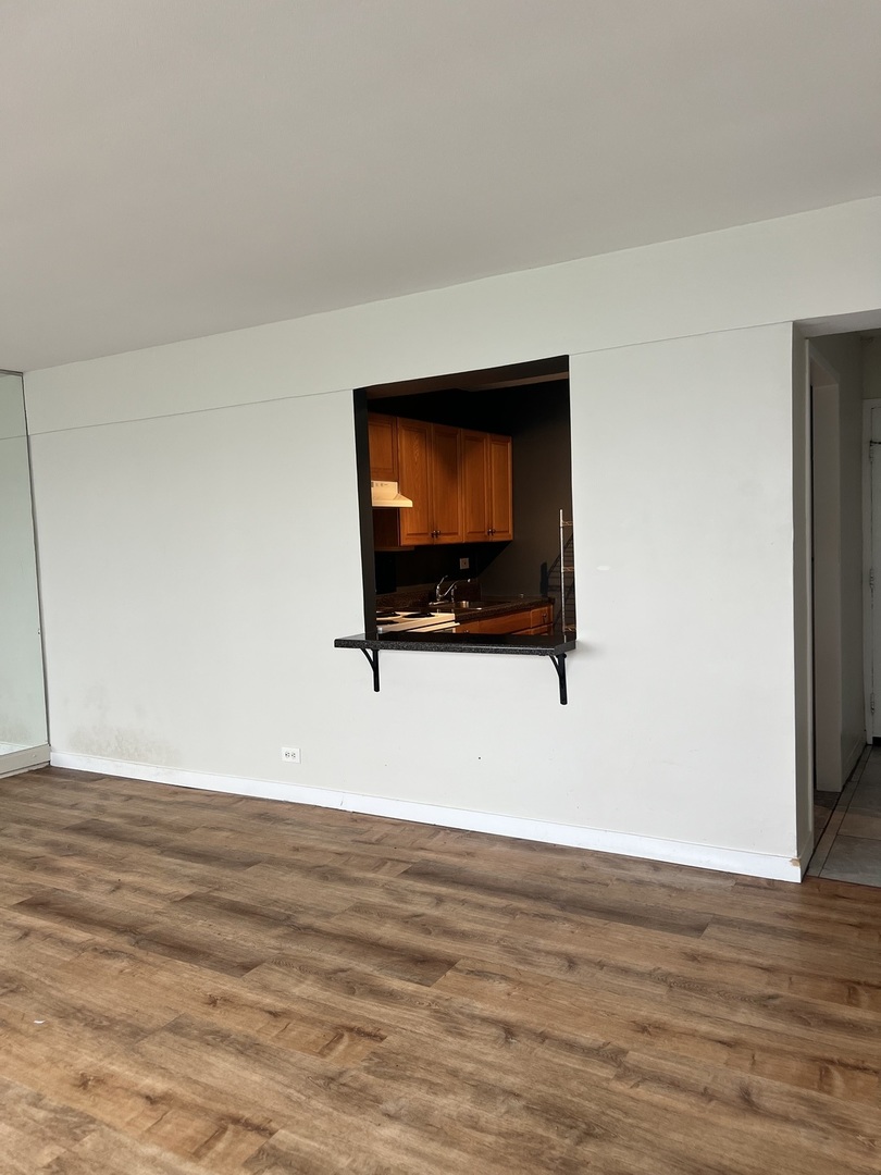 7337 S South Shore Drive 1209 Property Photo 8