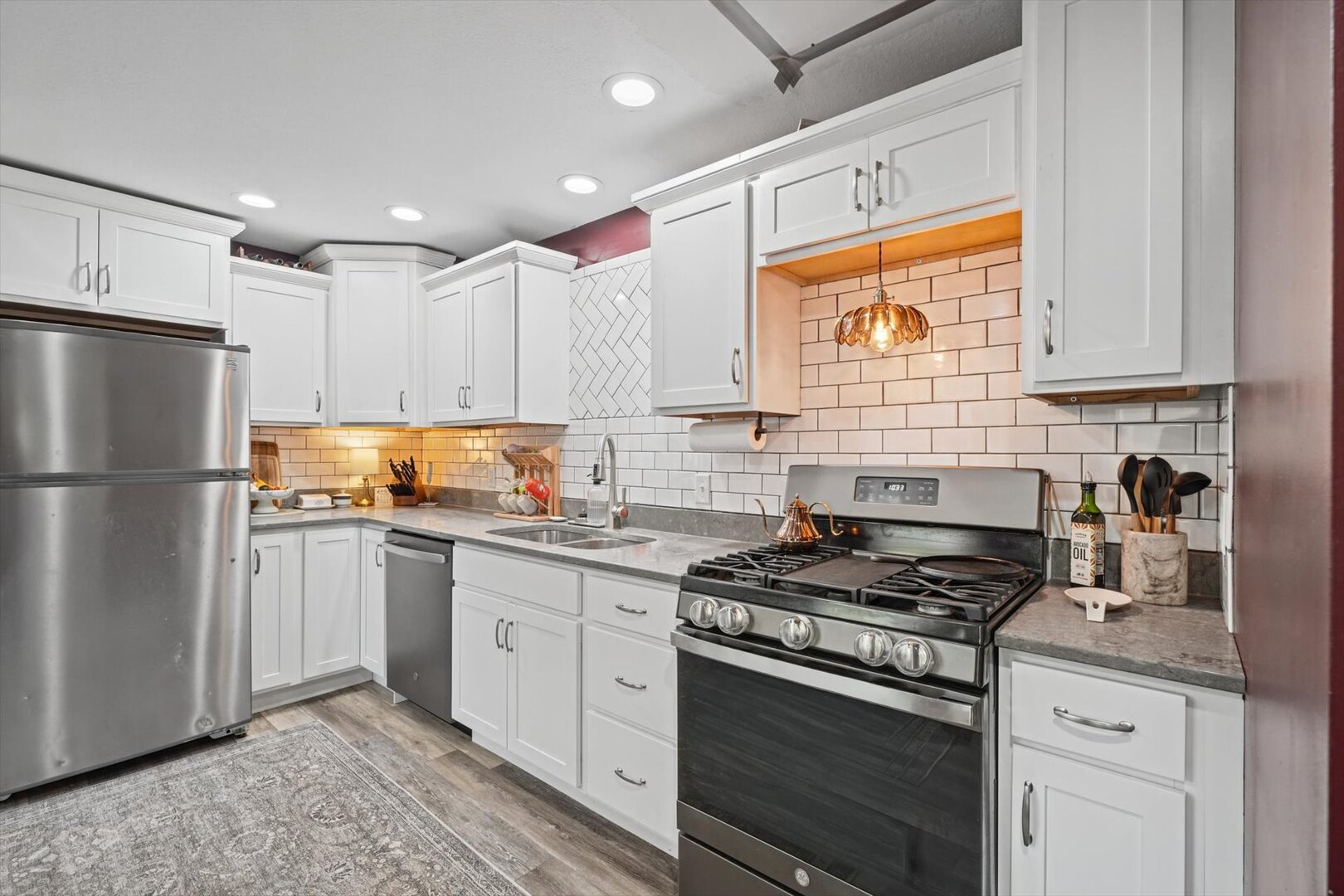 12768670 Property Photo 16
