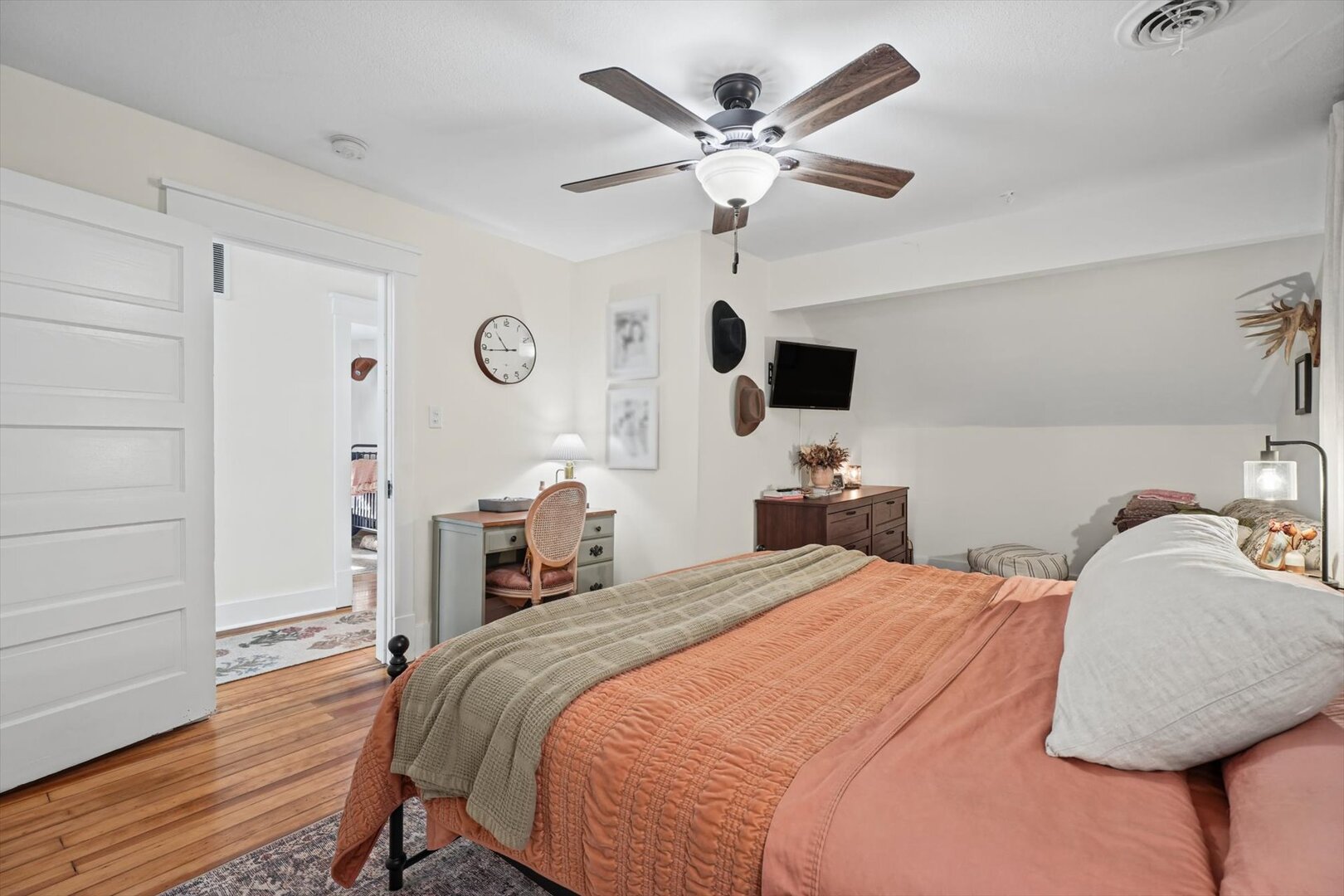 12768670 Property Photo 32