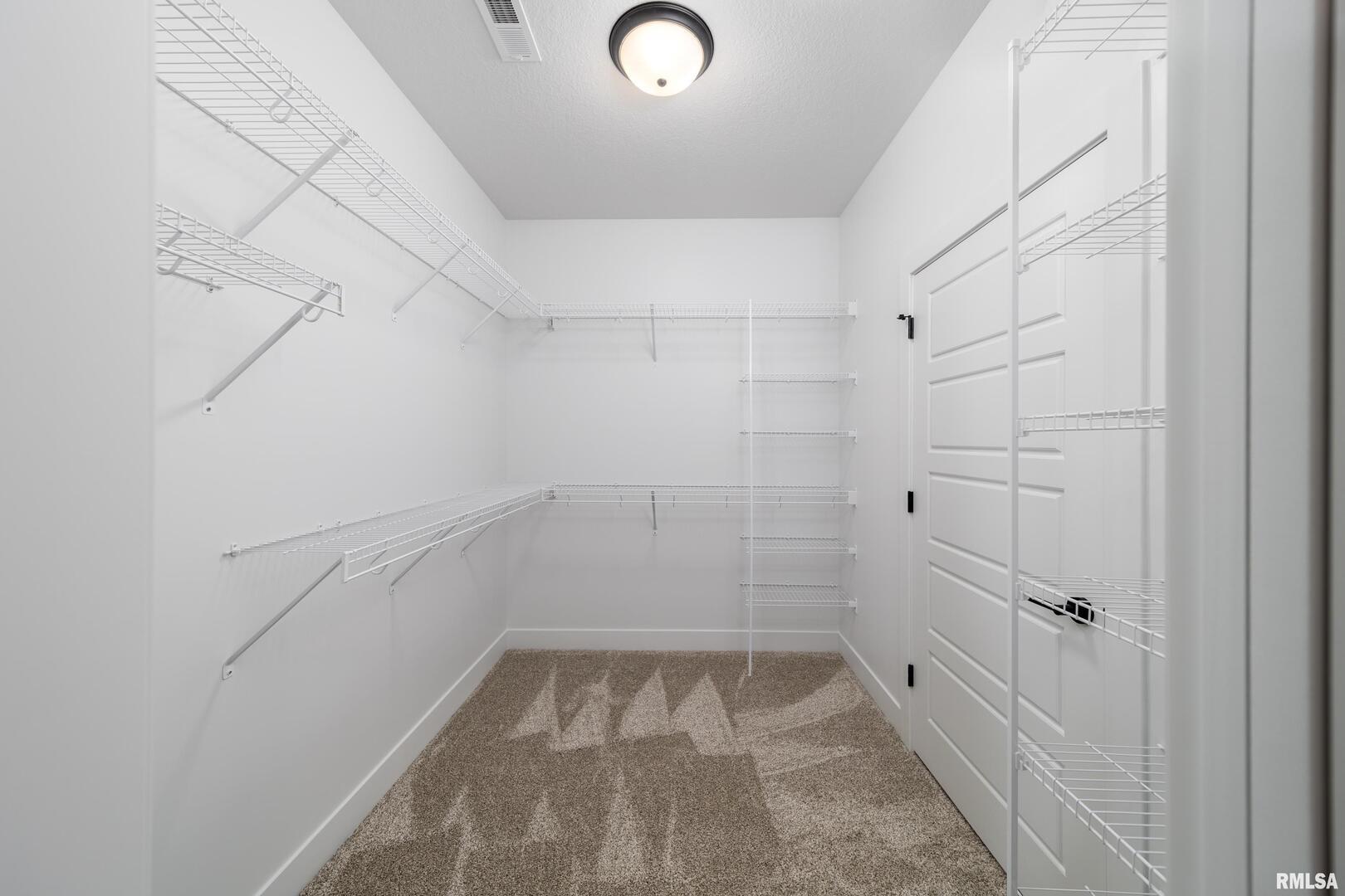 361 E Donahue Street Property Photo 17
